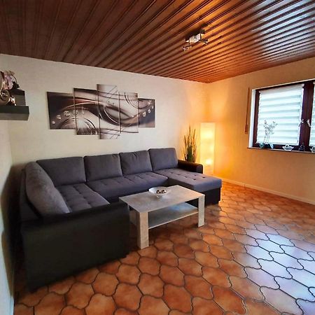Apartments Rhona III Und IV Neunkirchen City Extérieur photo