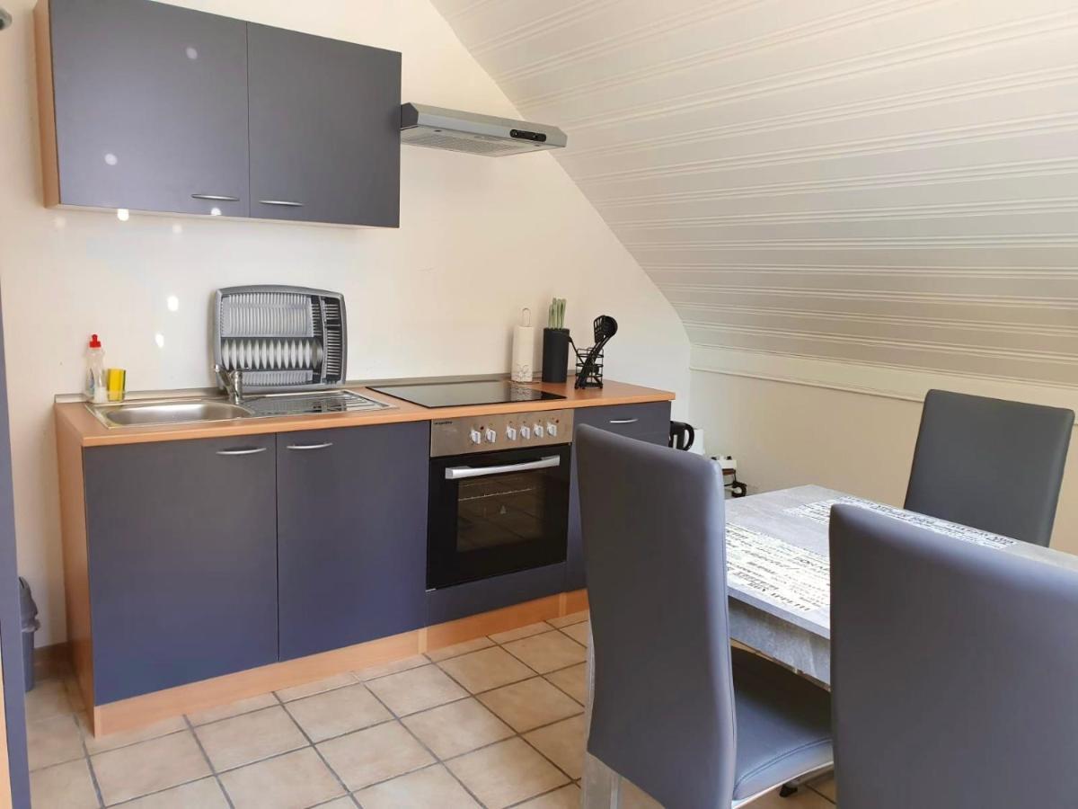 Apartments Rhona III Und IV Neunkirchen City Extérieur photo