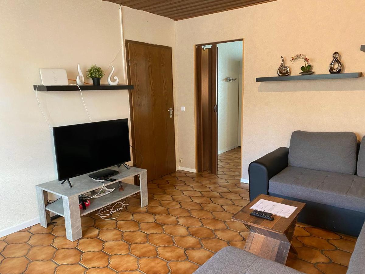 Apartments Rhona III Und IV Neunkirchen City Extérieur photo