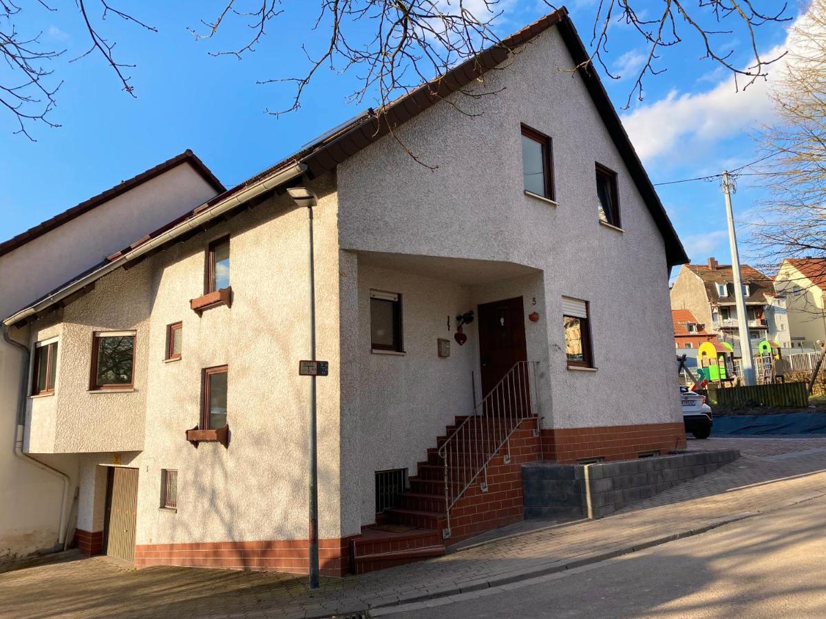 Apartments Rhona III Und IV Neunkirchen City Extérieur photo